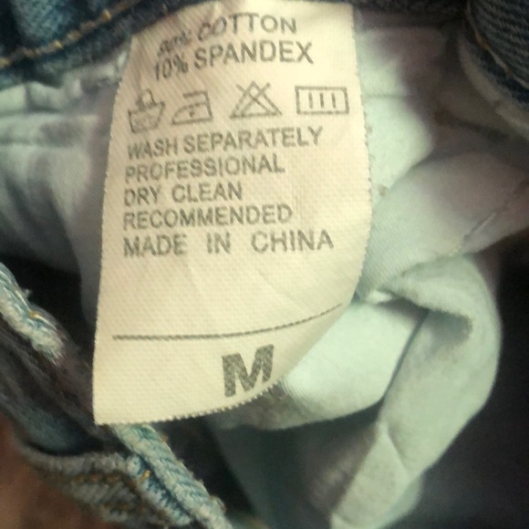 cute jean shorts from shein - Picture 3 of 3